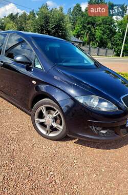 Хэтчбек SEAT Toledo 2008 в 
