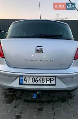Хэтчбек SEAT Toledo 2007 в 