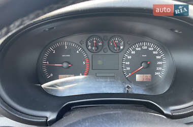Седан SEAT Toledo 2003 в 