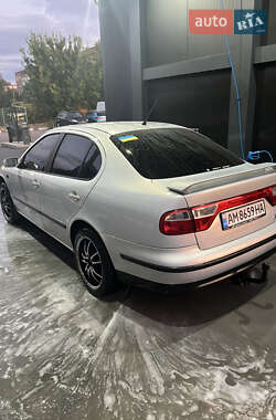 Седан SEAT Toledo 2000 в 