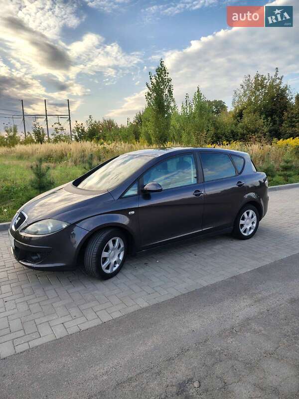 Хэтчбек SEAT Toledo 2005 в Ровно фото 9 Хэтчбек SEAT Toledo 2005 в Ровно