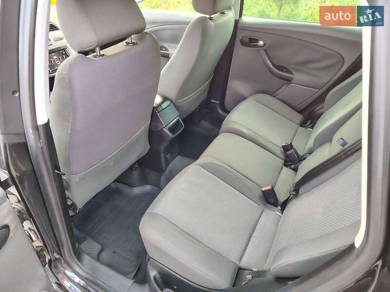 Хэтчбек SEAT Toledo 2005 в Ровно фото 27 Хэтчбек SEAT Toledo 2005 в Ровно