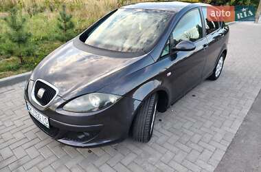 Хетчбек SEAT Toledo 2005 в Рівному