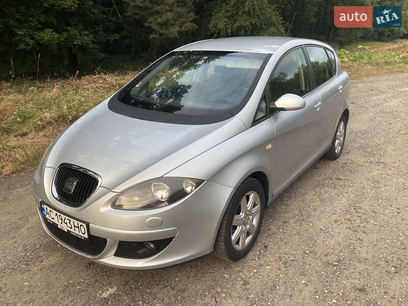Хетчбек SEAT Toledo 2006 в 