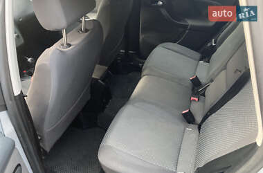 Хетчбек SEAT Toledo 2006 в 