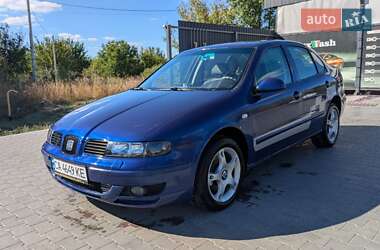 Седан SEAT Toledo 2004 в 