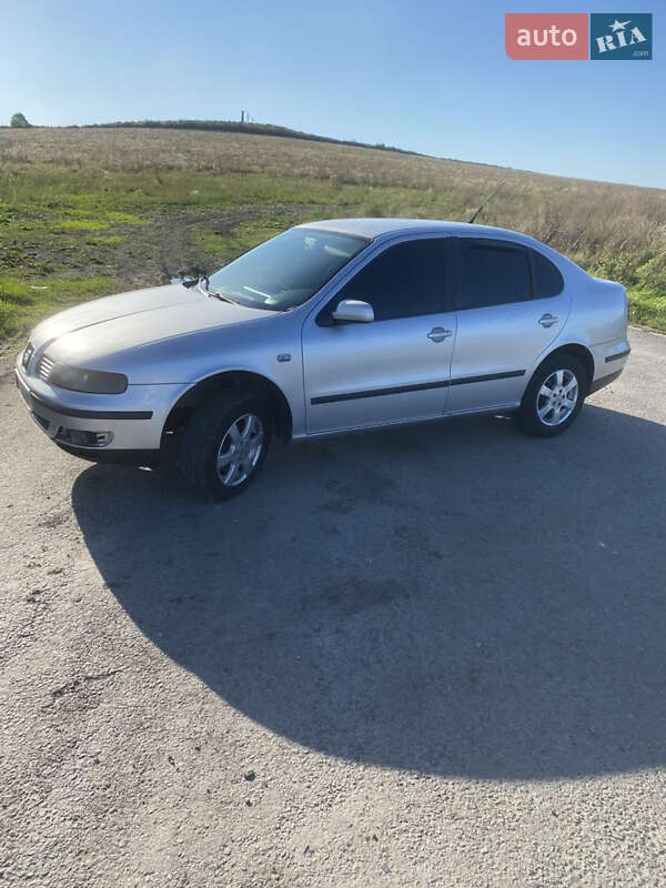 Седан SEAT Toledo 2002 в Львове