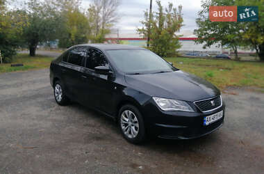 Лифтбек SEAT Toledo 2014 в 