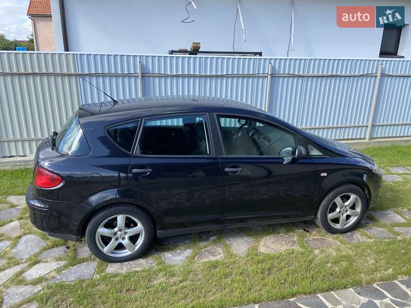 Хетчбек SEAT Toledo 2008 в Ужгороді