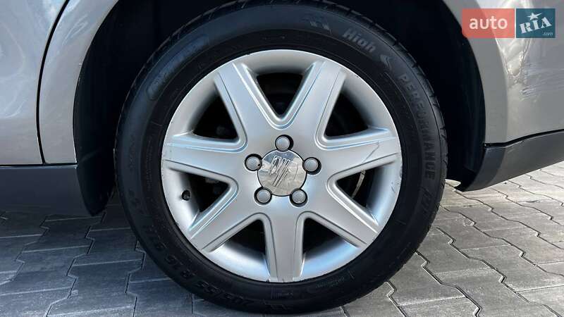 Хэтчбек SEAT Toledo 2006 в Киеве