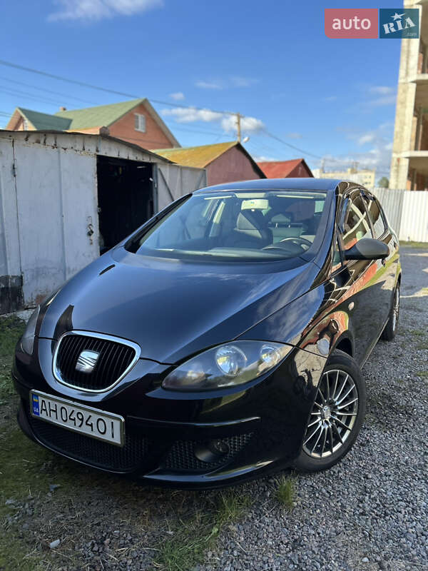 Хетчбек SEAT Toledo 2008 в Львові