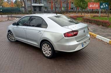Лифтбек SEAT Toledo 2012 в 