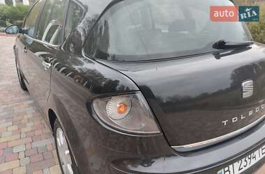 Хетчбек SEAT Toledo 2006 в 