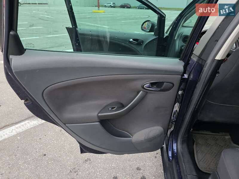 Хэтчбек SEAT Toledo 2008 в Полтаве фото 15 Хэтчбек SEAT Toledo 2008 в Полтаве