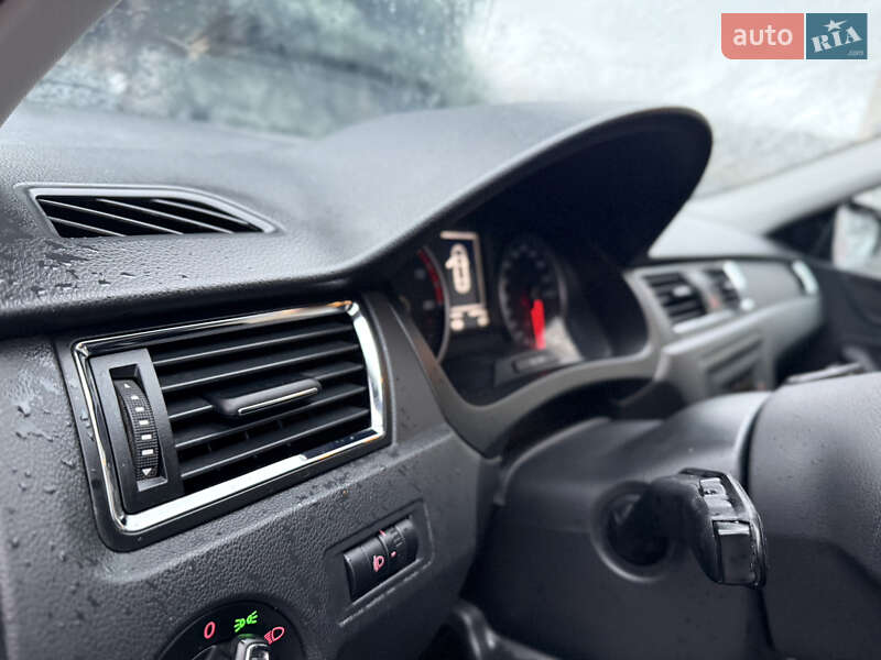 Лифтбек SEAT Toledo 2016 в Житомире фото 7 Лифтбек SEAT Toledo 2016 в Житомире