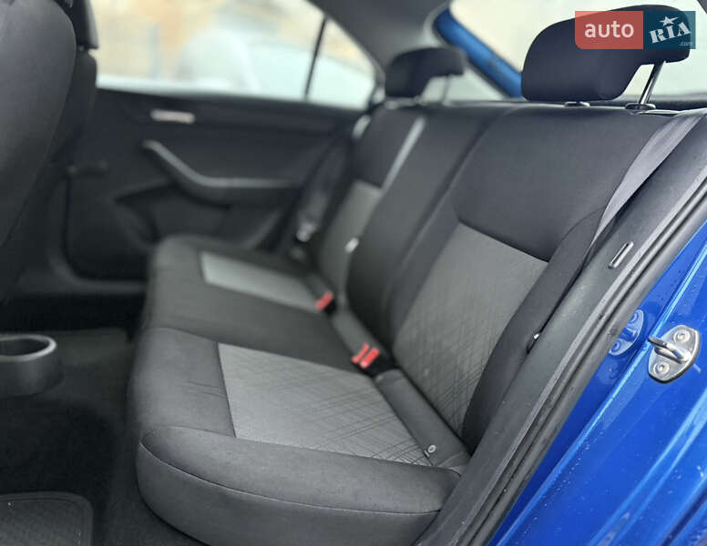 Лифтбек SEAT Toledo 2016 в Житомире фото 29 Лифтбек SEAT Toledo 2016 в Житомире