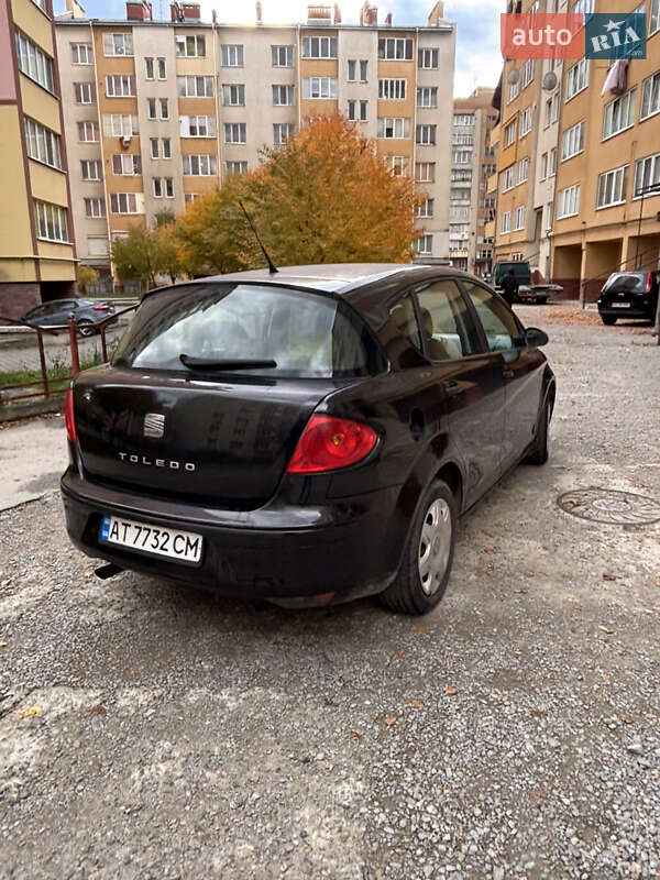 Хэтчбек SEAT Toledo 2008 в Ивано-Франковске фото 10 Хэтчбек SEAT Toledo 2008 в Ивано-Франковске