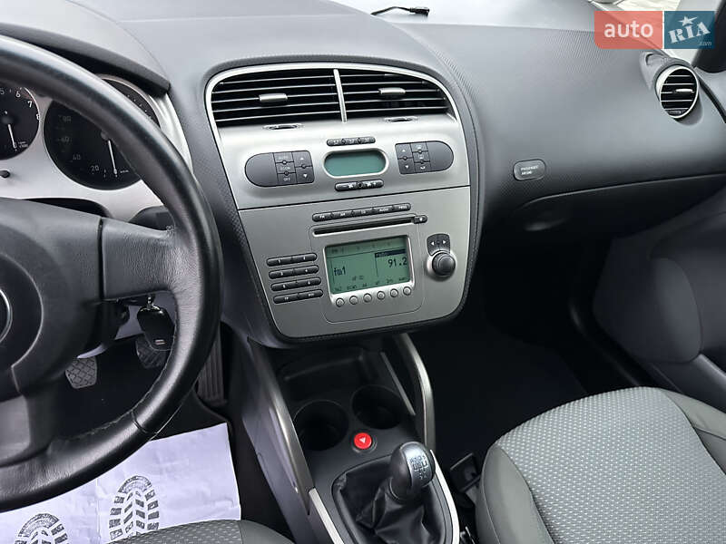 Хэтчбек SEAT Toledo 2006 в Запорожье фото 31 Хэтчбек SEAT Toledo 2006 в Запорожье