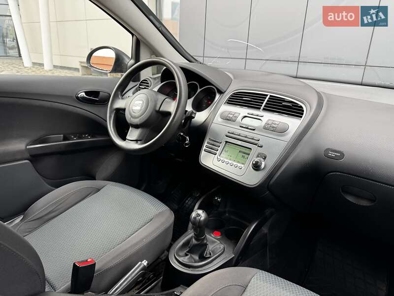 Хетчбек SEAT Toledo 2008 в Києві