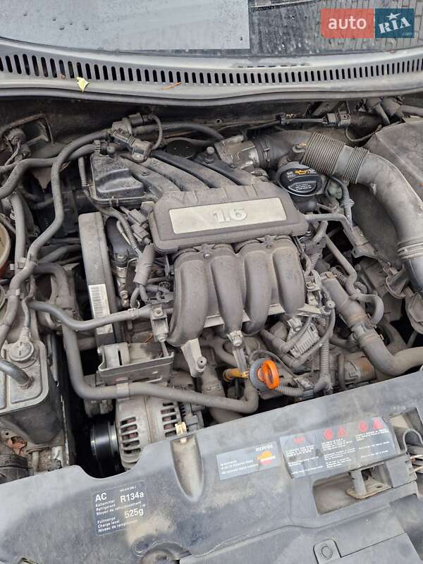 Хэтчбек SEAT Toledo 2008 в Киеве