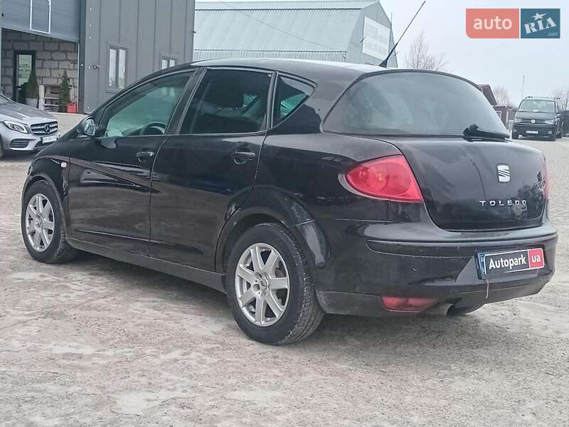 Хэтчбек SEAT Toledo 2008 в Львове