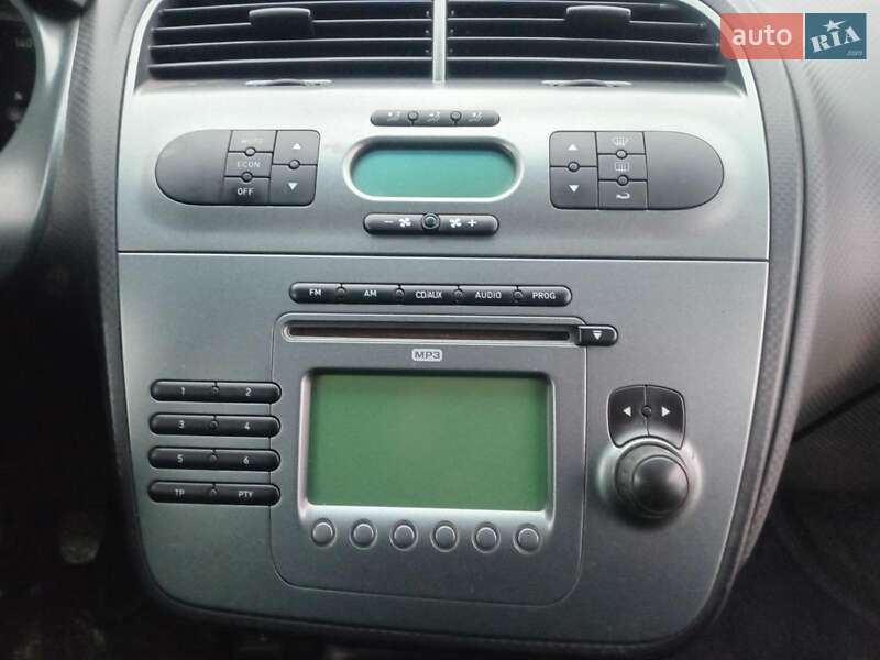 Хэтчбек SEAT Toledo 2008 в Львове