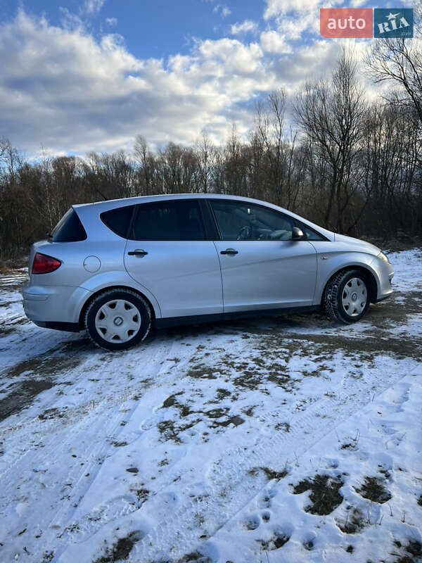 Хетчбек SEAT Toledo 2008 в Стрию
