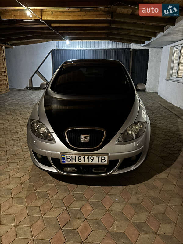 Хетчбек SEAT Toledo 2006 в Одесі