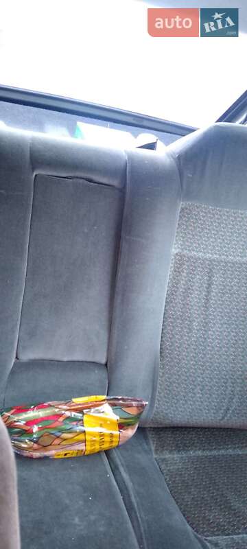 Седан SEAT Toledo 1992 в Каменском