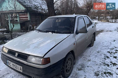 Седан SEAT Toledo 1992 в Самборі