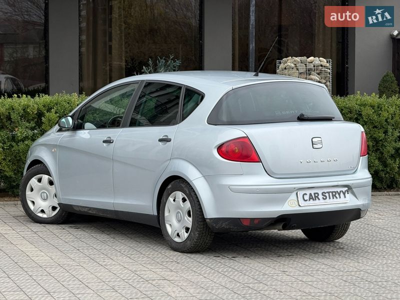 Хэтчбек SEAT Toledo 2008 в Стрые
