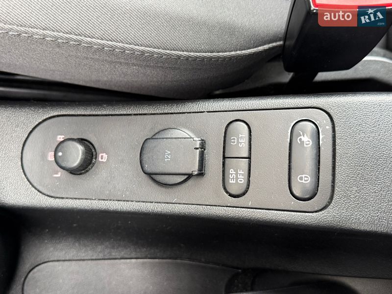 Хэтчбек SEAT Toledo 2008 в Стрые