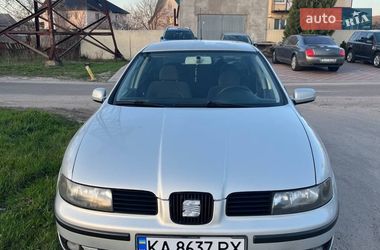 Седан SEAT Toledo 2000 в Киеве
