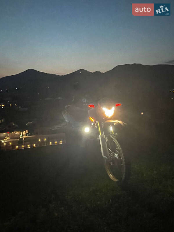 Мотоцикл Кросс Senke SK 2021 в Верховине