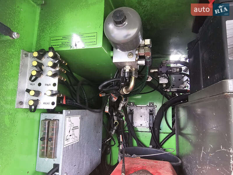 Колесный экскаватор Sennebogen 821 2001 в Одессе фото 3 Колесный экскаватор Sennebogen 821 2001 в Одессе