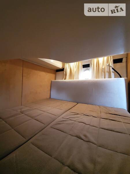 Моторная яхта Sessa Marine C32 2013 в Киеве фото 8 Моторная яхта Sessa Marine C32 2013 в Киеве