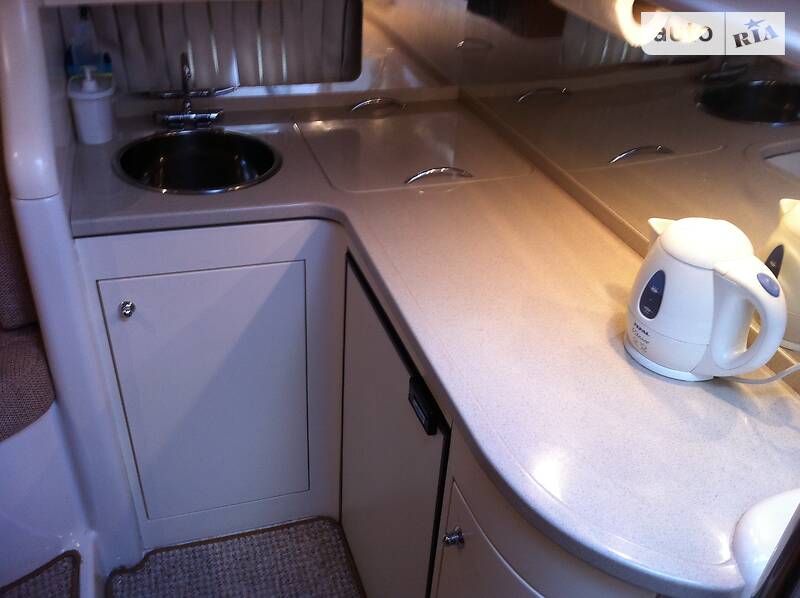 Моторна яхта Sessa Marine C32 2003 в Києві фото 9 Моторна яхта Sessa Marine C32 2003 в Києві