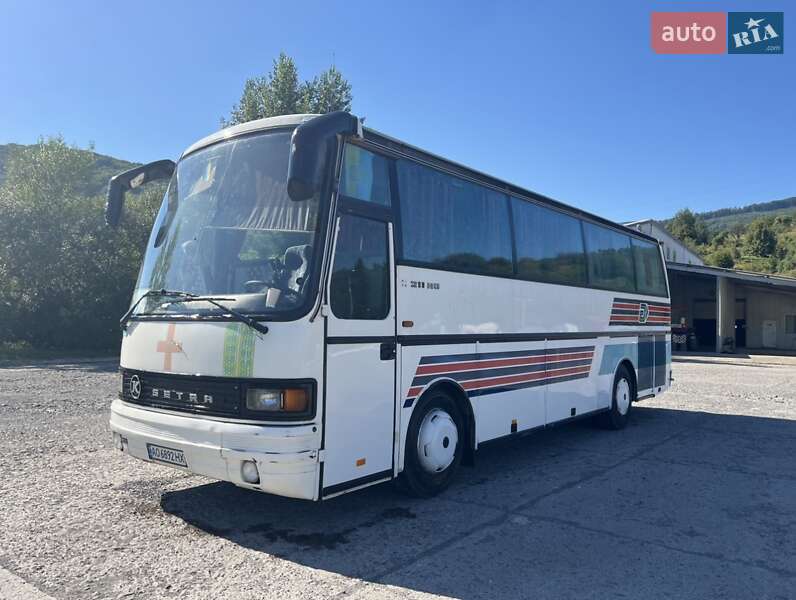 Туристичний / Міжміський автобус Setra 211 HD 1991 в Сваляві