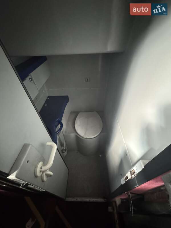 Туристический / Междугородний автобус Setra 417 HDH 2003 в Днепре фото 16 Туристический / Междугородний автобус Setra 417 HDH 2003 в Днепре