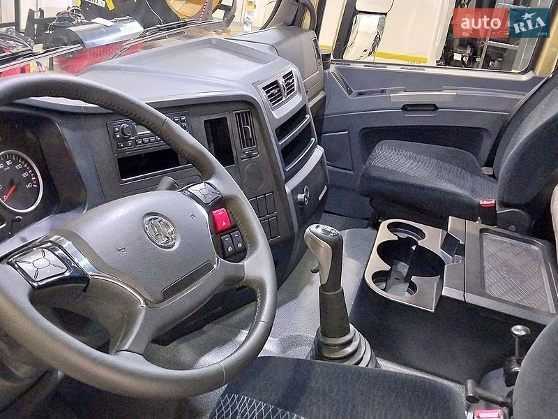 Тягач Shacman SX 2023 в Кременчуге