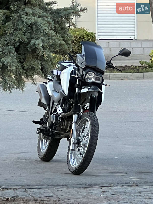 Мотоцикл Спорт-туризм Shineray X-Trail 200 2020 в Изяславе фото 8 Мотоцикл Спорт-туризм Shineray X-Trail 200 2020 в Изяславе