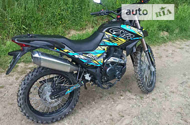 Мотоцикл Кросс Shineray XY 250GY-6C Light 2023 в Міжгір'ї