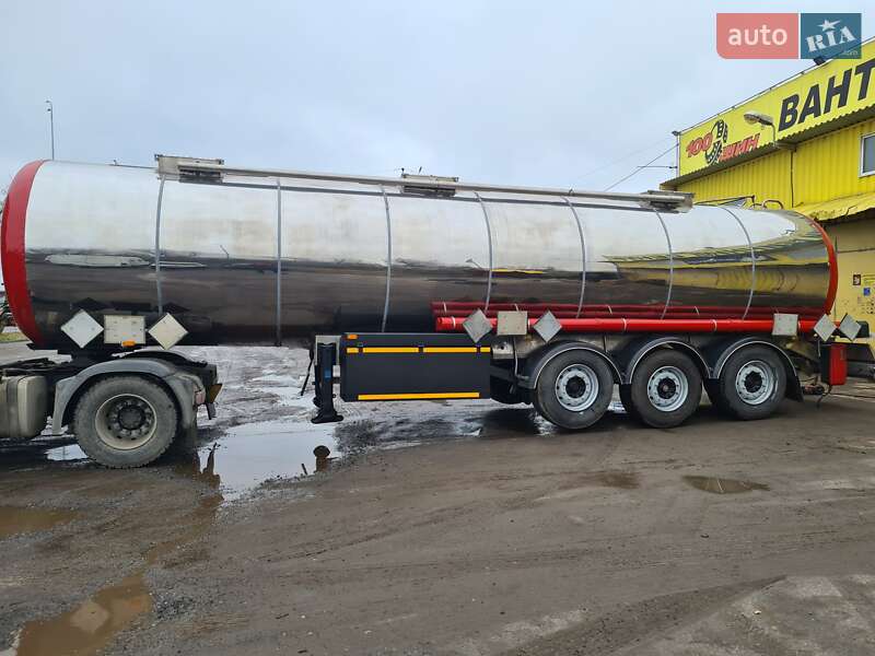 Цистерна напівпричіп Simatra NC-02 2005 в Вінниці
