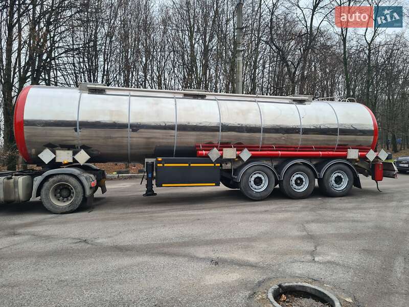 Цистерна напівпричіп Simatra NC-02 2005 в Вінниці