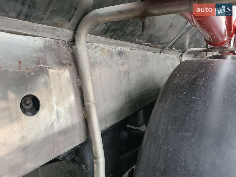 Цистерна напівпричіп Simatra NC-02 2005 в Вінниці