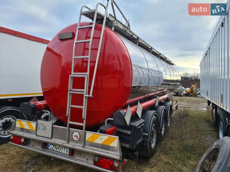 Цистерна напівпричіп Simatra NC-02 2005 в Вінниці фото 25 Цистерна напівпричіп Simatra NC-02 2005 в Вінниці