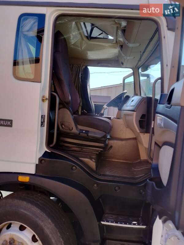 Тентований Sinotruk ZZ 2017 в Києві