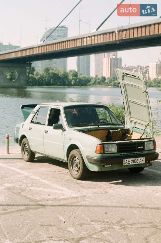 Skoda 120 1988