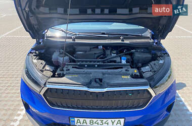 Позашляховик / Кросовер Skoda Enyaq iV 2021 в 