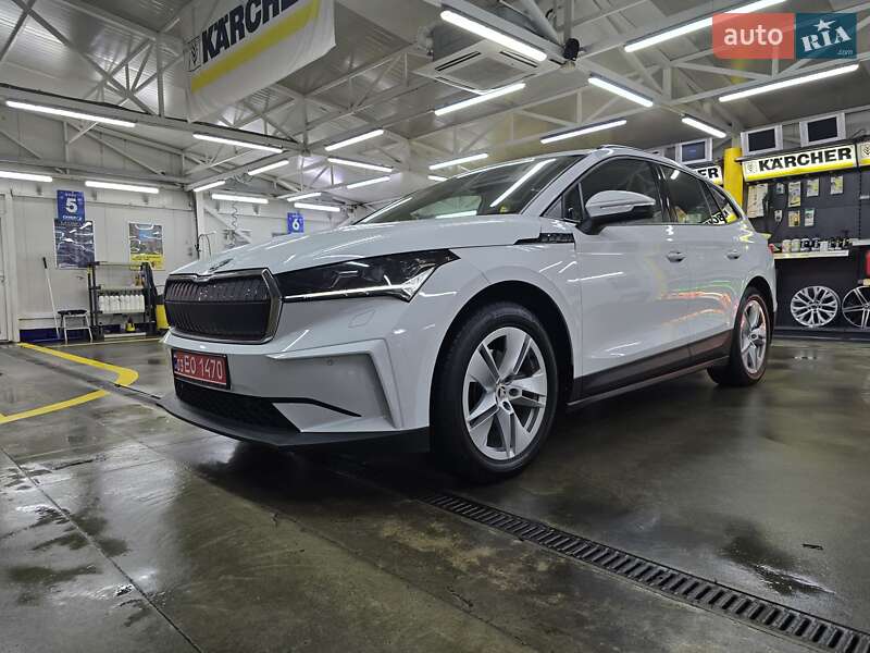 Позашляховик / Кросовер Skoda Enyaq iV 2021 в 